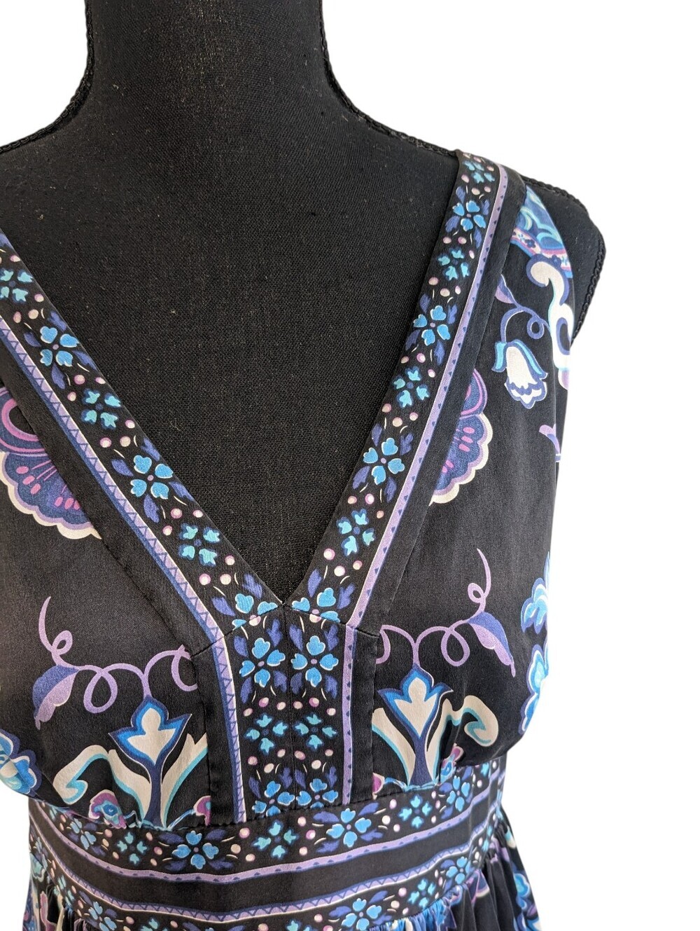ECI Black V-Neck Midi Dress with Blue & Purple Floral Border Silk Blend Size12 - Picture 2 of 12
